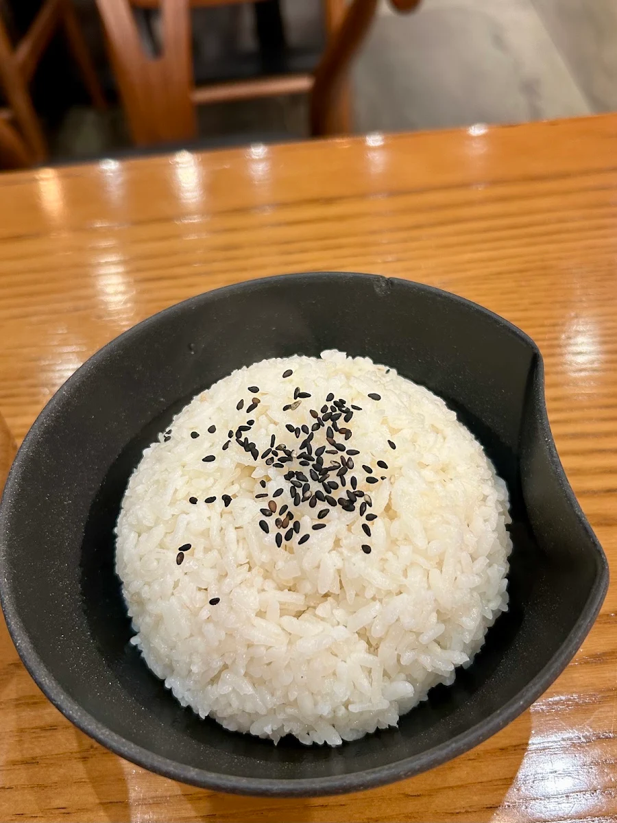 Extra Rice 加米饭, Yunshang Rice Noodle